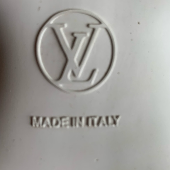 Authentic LV snickers I bought from here - Picture 3 of 11